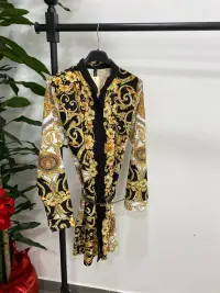 Giacche/Cappotti per Unisex dal grossista di abbigliamento LORENZO MODA in Italia