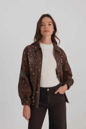 Mujer de Abrigo del mayorista de ropa GOLDEN LIVE en Francia