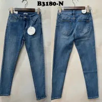 Unisex's Denim from clothing wholesaler CDENIM in France