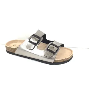 Unisex's Shoes from clothing wholesaler Suredelle in France