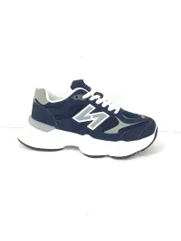 Scarpe per Unisex dal grossista di abbigliamento Suredelle in Francia