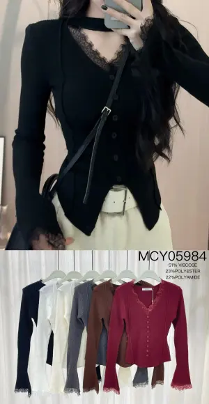 Hauts pour Femmes  du grossiste en vêtements Giovanna Group en Italie