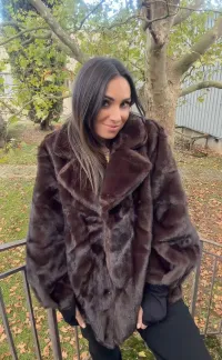 Женщины's Верхняя одежда от оптового продавца одежды Carla Raffi в Франция