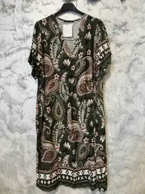 Sukienki dla Damskie od hurtownika odzieżowego Royal fashion srls w Włochy