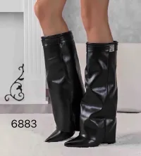Chaussures pour Femmes du grossiste en vêtements 地中海鞋业 tommy calzature en Italie