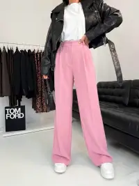 Mujer de Abrigo del mayorista de ropa Estée Brown en Francia