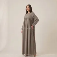 Kadınlar'in Elbise'si Ideal outfit giyim toptancısından Fransa'te