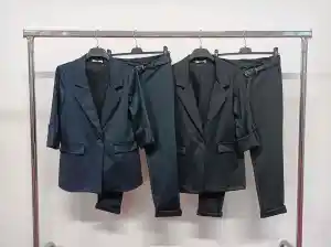 Giacche/Cappotti per Unisex dal grossista di abbigliamento Tamia in Italia