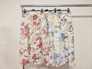 Mujer de Fondos del mayorista de ropa Tamia en Italia