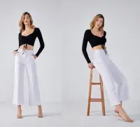 Mujer de Tops del mayorista de ropa VITABELLAsrls en Italia