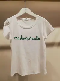 Mujer de Tops del mayorista de ropa Emma&Ella en Francia