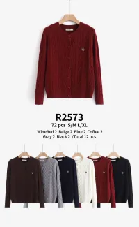 Unisex's Tops from clothing wholesaler 鸿运 Honyun in Italy