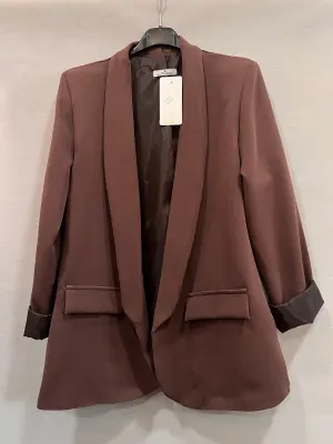 Women's Outerwear from clothing wholesaler MILY in France