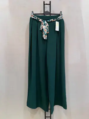 Fondos del mayorista de ropa MILY en Francia