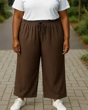 Large-sized's Bottoms from clothing wholesaler Laura Paris in France