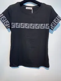 Hauts pour Femmes  du grossiste en vêtements AMICIZIA en null