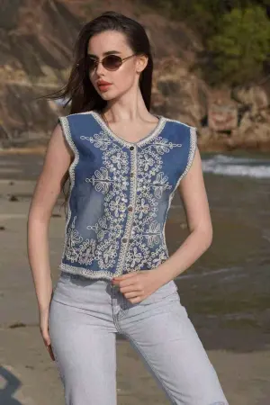 Top/Maglie per Donne dal grossista di abbigliamento C.Constantia in Francia
