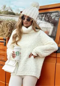 MulherTops de distribuidor de roupas C.Constantia em França