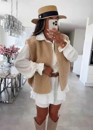 Women's Outerwear from clothing wholesaler ISSYMA in France