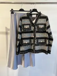 Mujer de Abrigo del mayorista de ropa JADE en Francia