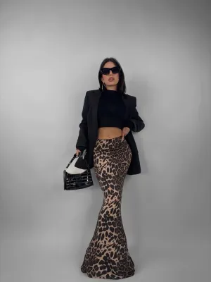 MulherVestidos de distribuidor de roupas Cina Fashion em Itália