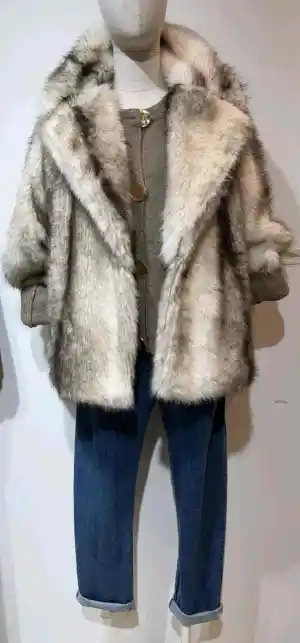 Vêtements d'extérieur pour Femmes  du grossiste en vêtements Yelloz - Rose w en France