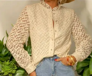 Hauts pour Femmes du grossiste en vêtements Yelloz - Rose w en France