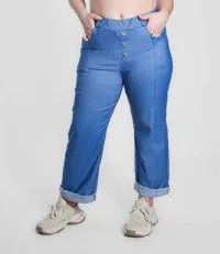 Mujer de Fondos del mayorista de ropa CREA MODA en Italia